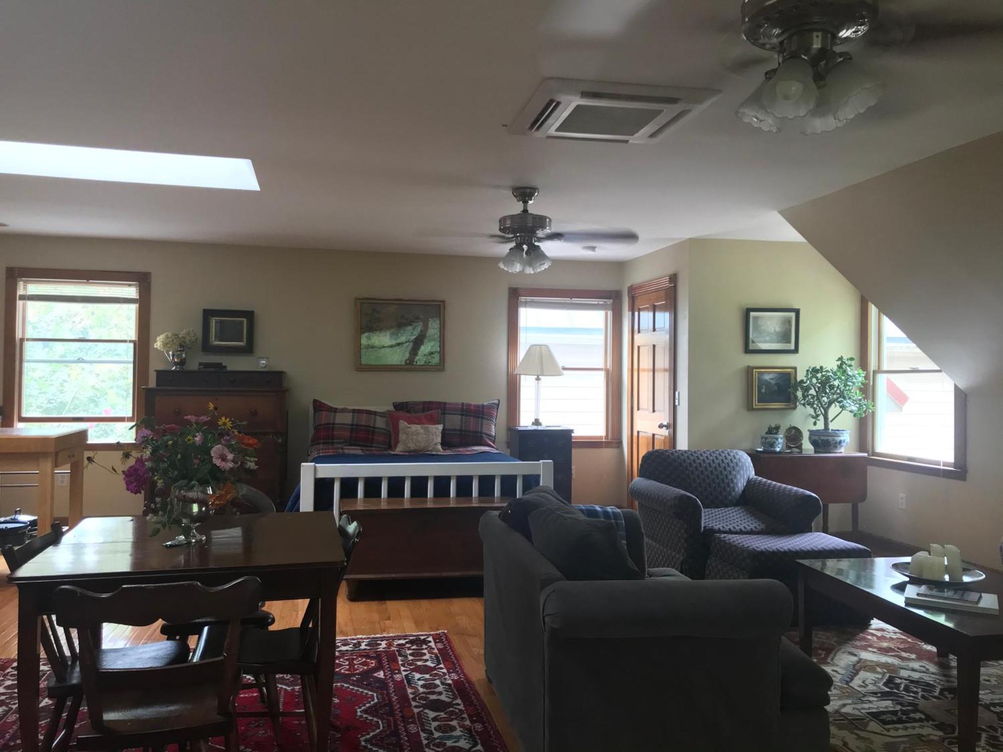 Carriage House Hideaway In Center Of Chestertown Exteriör bild